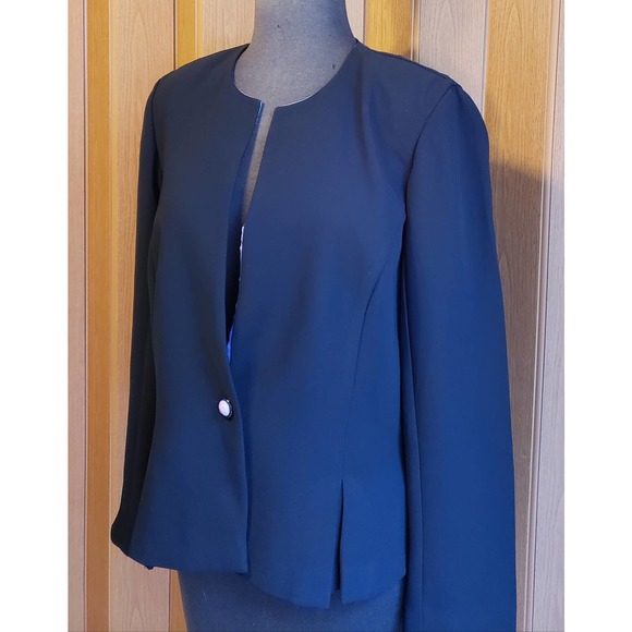 K Petiet size 12P black & lavender blazer - Picture 2 of 5